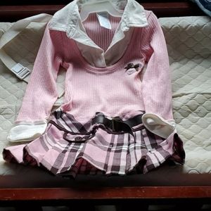 My daughter wore once small rip i posted pic